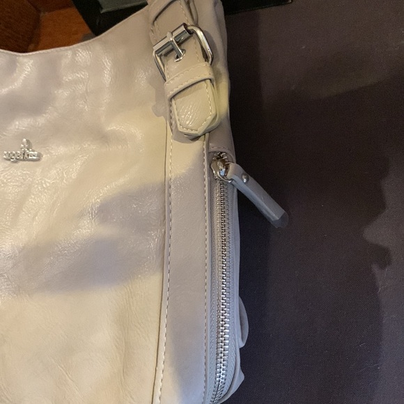 Angel Kiss Hobo Purse - Picture 4 of 8